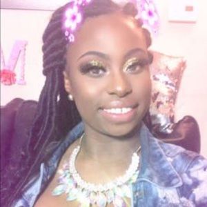 Meet Your Posher Leeah